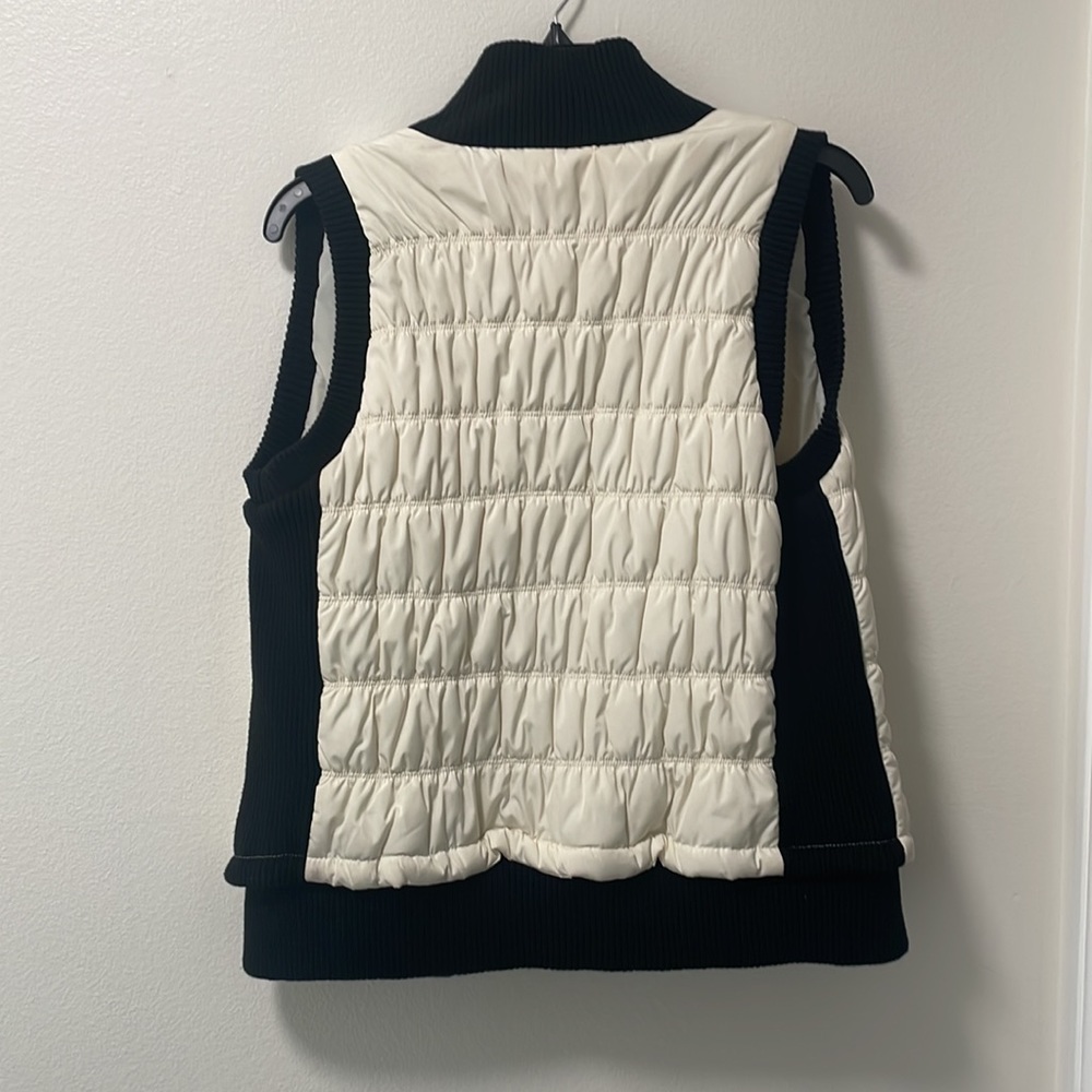 Black Rivet bomber jacket vest - Picture 4 of 4